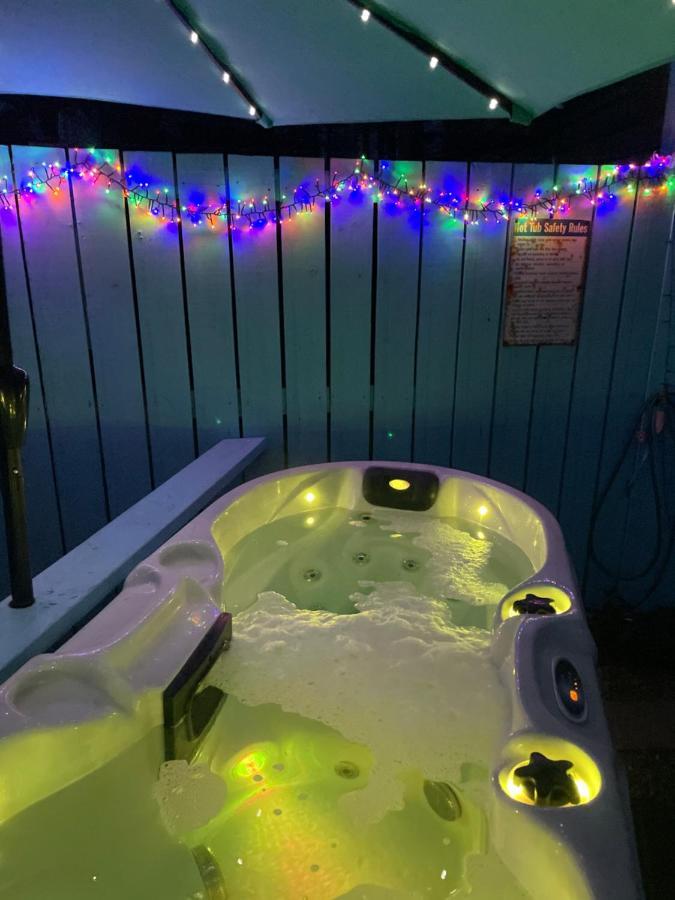 Bankhead Accommodation With Hot Tub Aberdeenshire Gamrie Zewnętrze zdjęcie