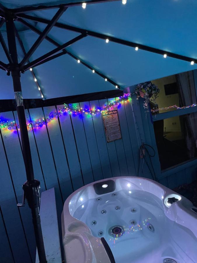 Bankhead Accommodation With Hot Tub Aberdeenshire Gamrie Zewnętrze zdjęcie